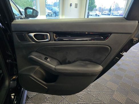 Used 2022 Honda Civic Touring image 42