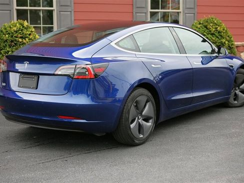 Used 2020 Tesla Model 3 Long Range AWD/4WD image 5