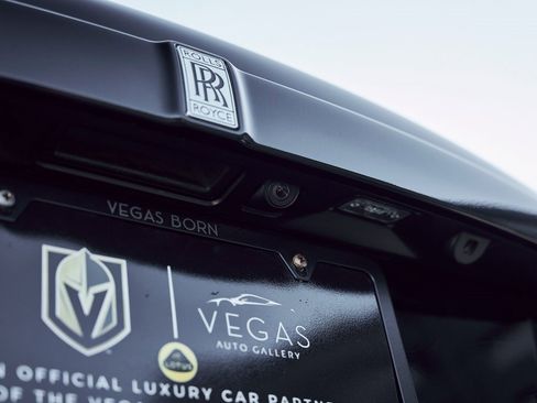 Used 2015 Rolls-Royce Wraith image 15