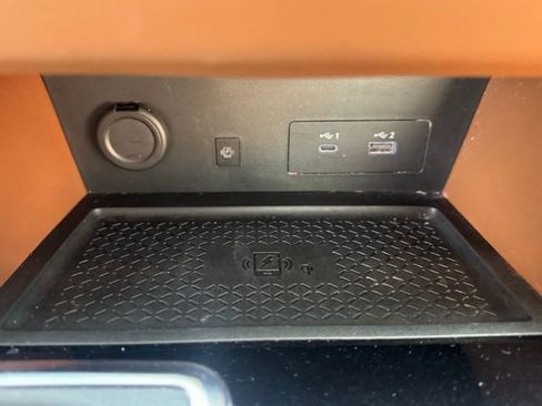 Used 2023 Nissan Pathfinder Platinum w/ Cargo Package image 25