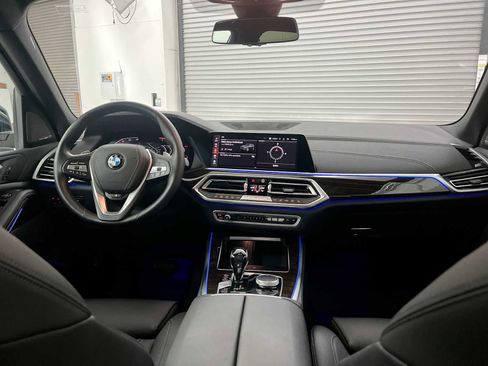 Used 2020 BMW X5 xDrive40i w/ Premium Package AWD/4WD image 10