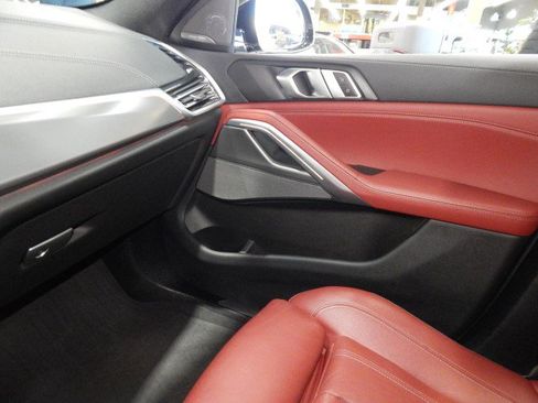 Used 2021 BMW X6 xDrive40i w/ Premium Package image 34