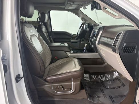 Used 2019 Ford F250 Limited w/ FX4 Off-Road Package image 37