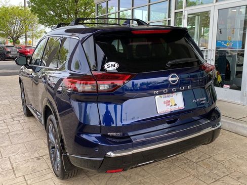Used 2026 Nissan Rogue Platinum w/ Platinum Premium Package AWD/4WD image 5