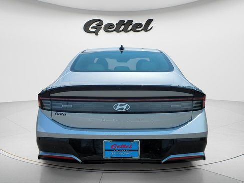 Certified 2025 Hyundai Sonata SEL FWD image 6