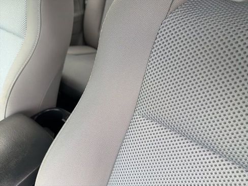 Used 2014 Toyota Tacoma PreRunner image 16