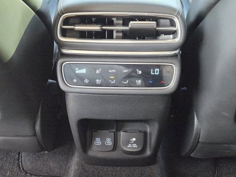 Used 2025 Genesis GV80 3.5T Prestige AWD/4WD image 31