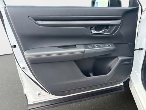 Used 2023 Honda CR-V Sport image 17