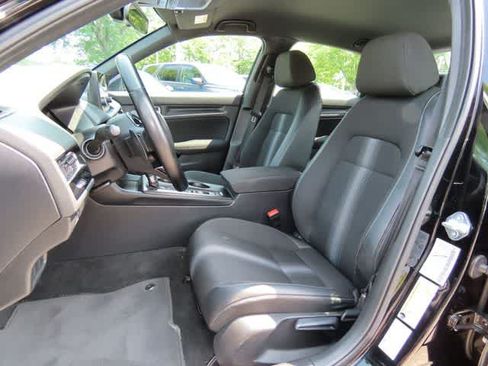 Used 2025 Honda Civic Sport image 12