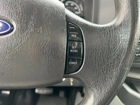 Used 2011 Ford E-150 and Econoline 150 w/ PWR Group RWD image 18