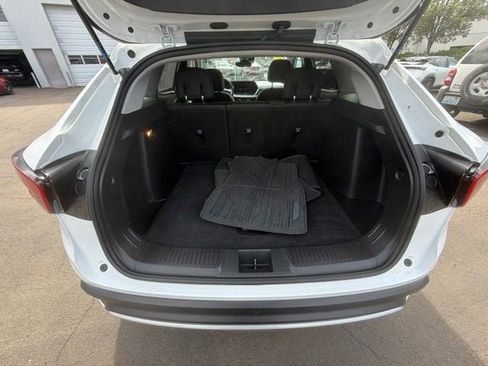 Used 2025 Chevrolet Trax LT w/ Driver Confidence Package FWD image 30