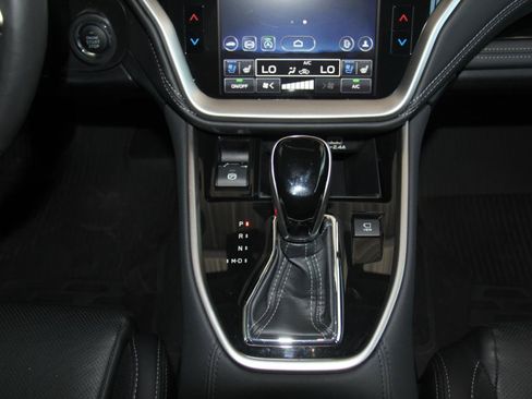 Used 2025 Subaru Outback Touring XT AWD/4WD image 19