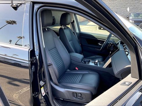 Certified 2025 Land Rover Discovery Sport S AWD/4WD image 7