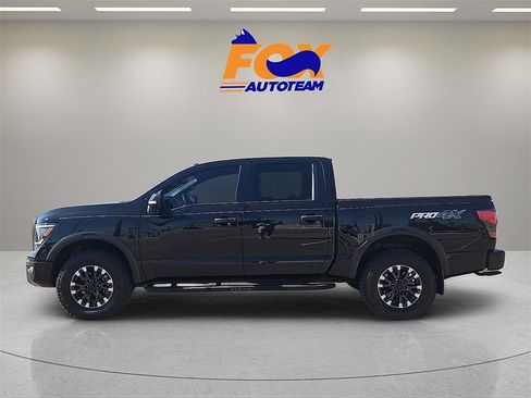 Used 2021 Nissan Titan PRO-4X w/ Pro-4x Convenience Package image 2