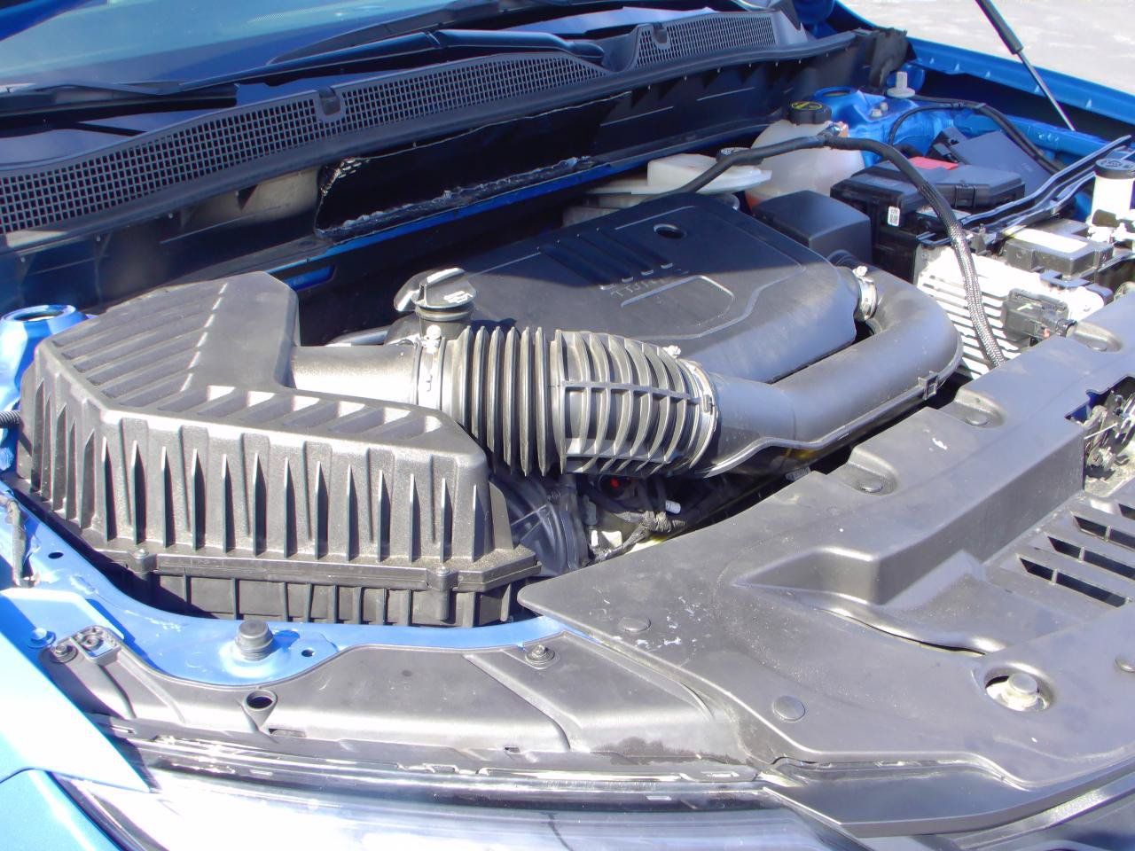 Used 2025 Chevrolet Blazer LT w/ Convenience Package FWD image 11