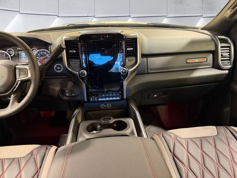New 2025 RAM 2500 Big Horn AWD/4WD image 11