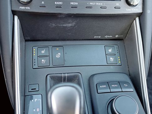 Used 2020 Lexus IS 300 AWD w/ Premium Package image 24