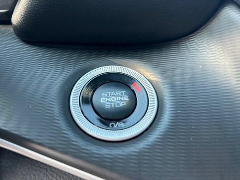 Used 2024 Jeep Grand Cherokee L Laredo AWD/4WD image 42