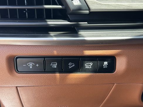 Used 2024 Kia Telluride EX X-Line AWD/4WD image 32