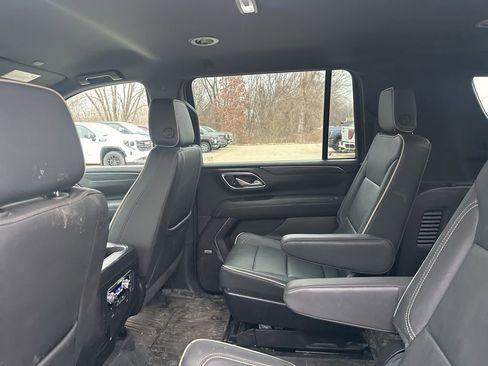 Certified 2024 GMC Yukon XL SLT w/ SLT Luxury Package image 10