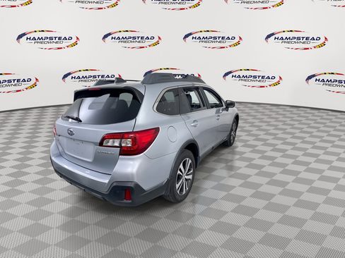 Used 2018 Subaru Outback 2.5i Limited AWD/4WD image 8