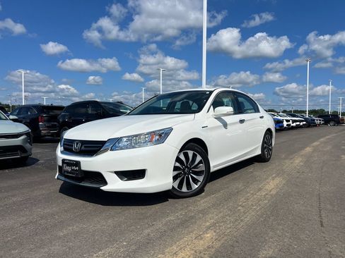 Used 2014 Honda Accord Touring image 14