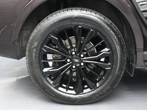 Certified 2023 Ford Escape ST-Line Elite w/ Premium Technology Package AWD/4WD image 39