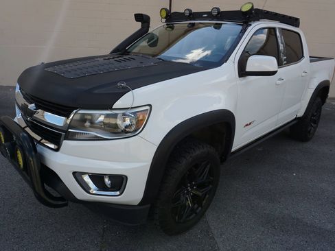 Used 2019 Chevrolet Colorado W/T w/ WT Convenience Package AWD/4WD image 5