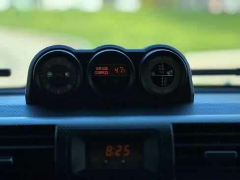 Used 2008 Toyota FJ Cruiser 4WD image 24