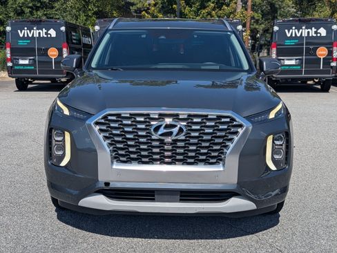 Used 2022 Hyundai Palisade Limited FWD image 2