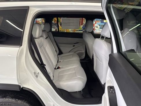 New 2026 Jeep Cherokee Limited image 47