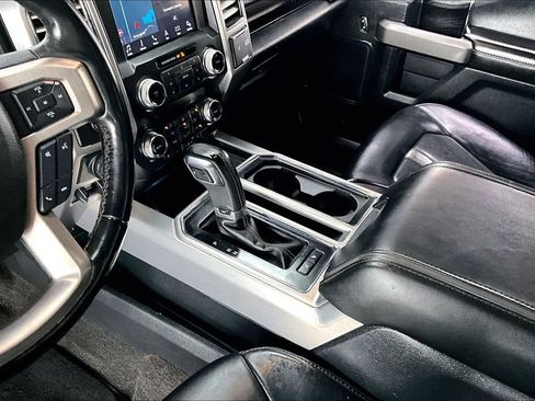 Used 2019 Ford F150 Platinum w/ Technology Package AWD/4WD image 18