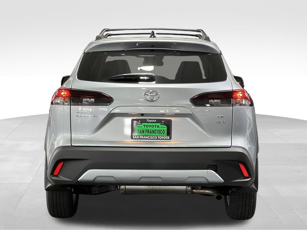 New 2026 Toyota Corolla Cross LE w/ Moonroof Package AWD/4WD image 4