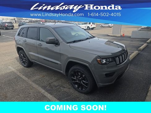 Used 2022 Jeep Grand Cherokee Laredo X image 7