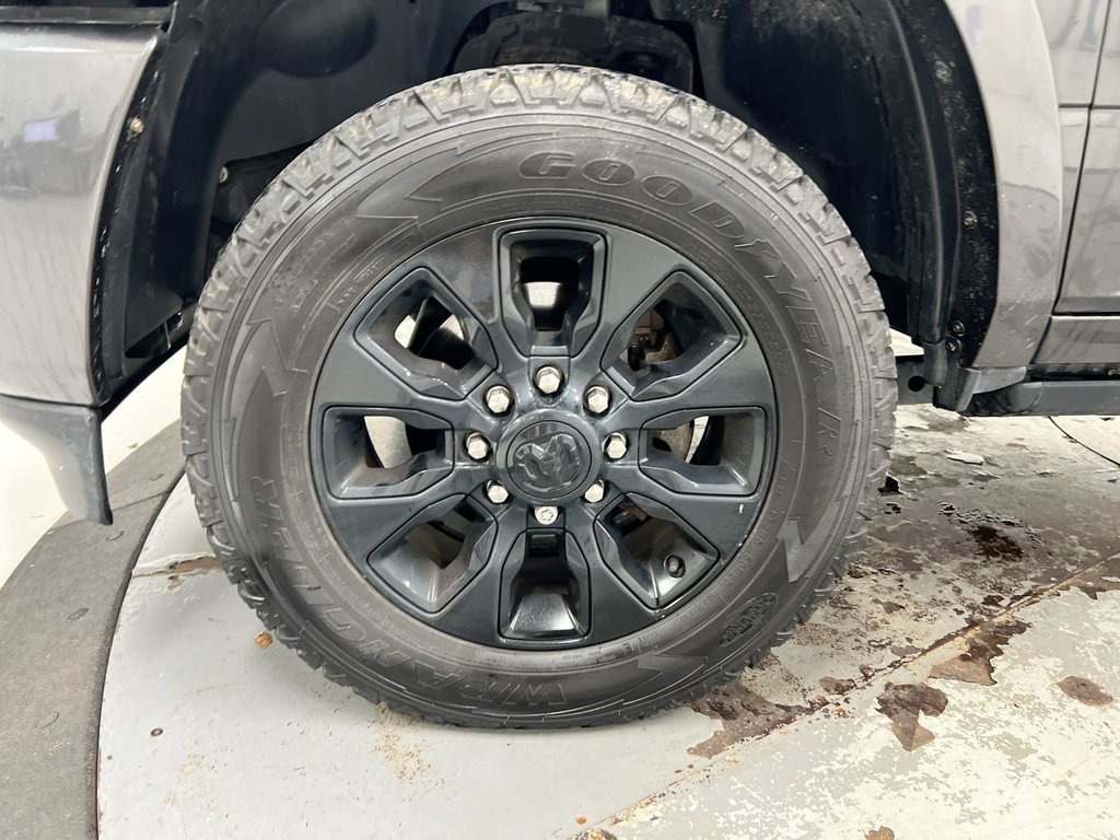 Used 2022 RAM 2500 Limited AWD/4WD image 28