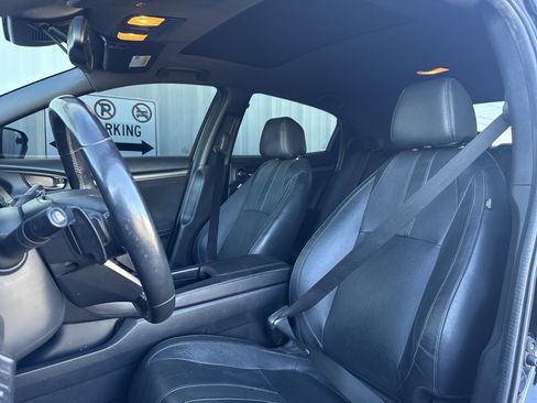 Used 2019 Honda Civic Sport Touring image 13