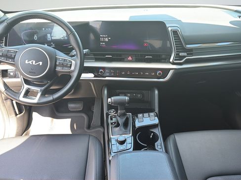 Used 2024 Kia Sportage EX FWD image 37