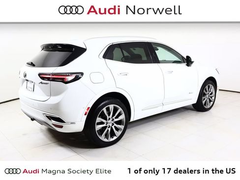 Used 2022 Buick Envision Avenir w/ Technology Package II AWD/4WD image 17
