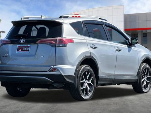 Used 2018 Toyota RAV4 SE w/ Power Extra Value Package FWD image 4