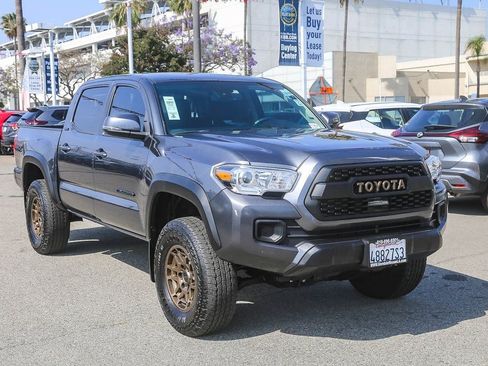 Used 2023 Toyota Tacoma 4x4 Double Cab w/ Trail Edition image 3