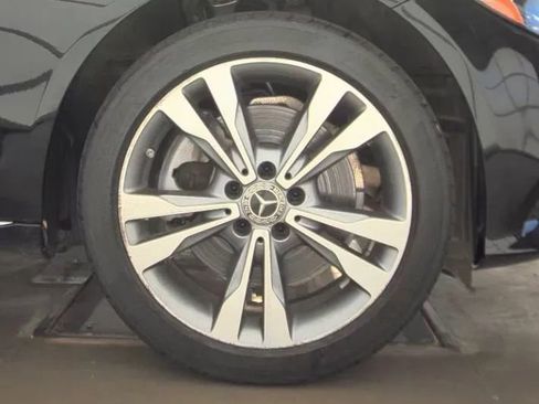 Used 2020 Mercedes-Benz C 300 4MATIC Sedan image 12