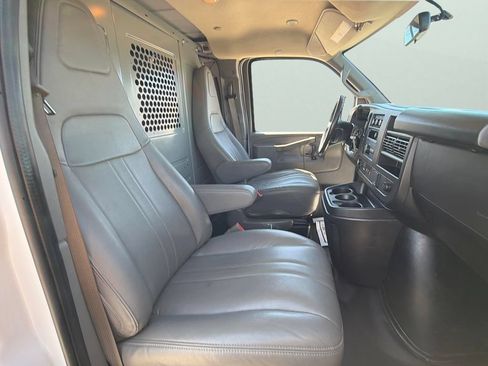 Used 2023 Chevrolet Express 2500 w/ Driver Convenience Package RWD image 31