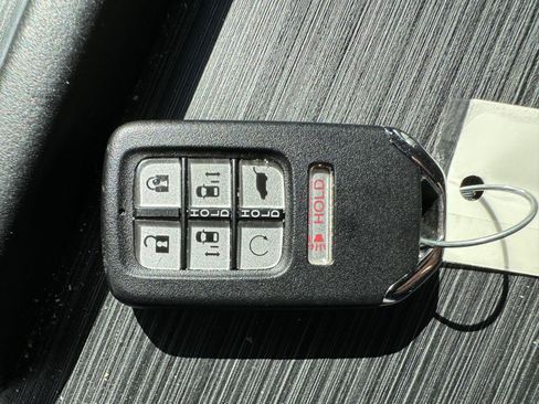 Used 2019 Honda Odyssey EX-L image 14
