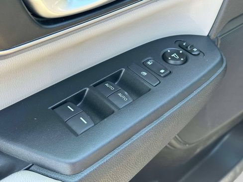 Used 2017 Honda CR-V EX-L image 15
