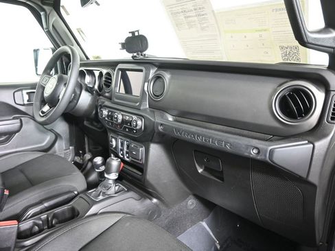 Used 2023 Jeep Wrangler Sport S image 14