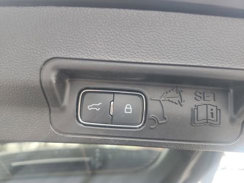 Used 2024 Ford Explorer XLT w/ Equipment Group 202A image 17