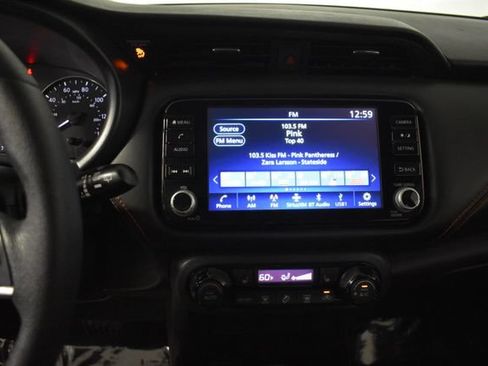 Used 2024 Nissan Kicks SR w/ SR Premium Package FWD image 19
