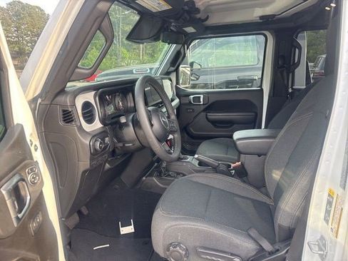 Used 2025 Jeep Wrangler Sport S image 2