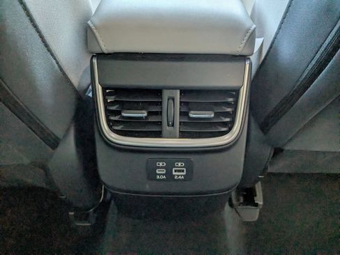 Used 2025 Subaru Legacy Premium AWD/4WD image 21