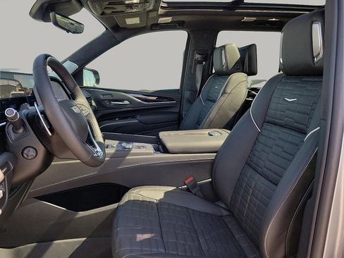 Used 2024 Cadillac Escalade V w/ LPO, Floor Liner Package AWD/4WD image 15